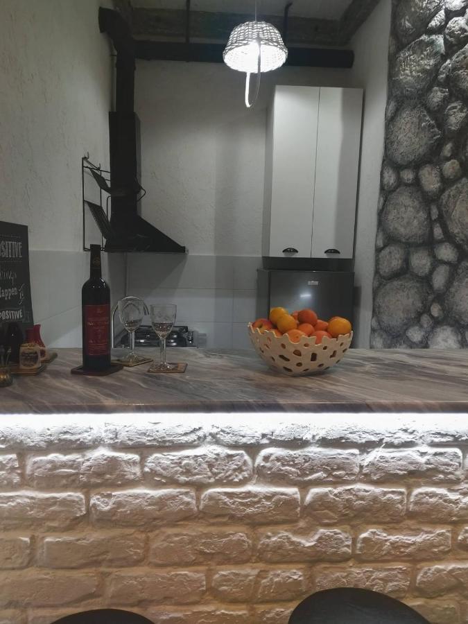 4 Chocolate Apartments In Old Tbilisi Zewnętrze zdjęcie